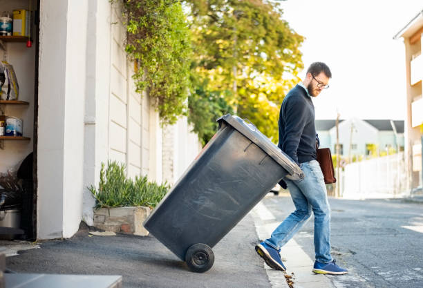 Best Yard Waste Removal  in Grinnell, IA